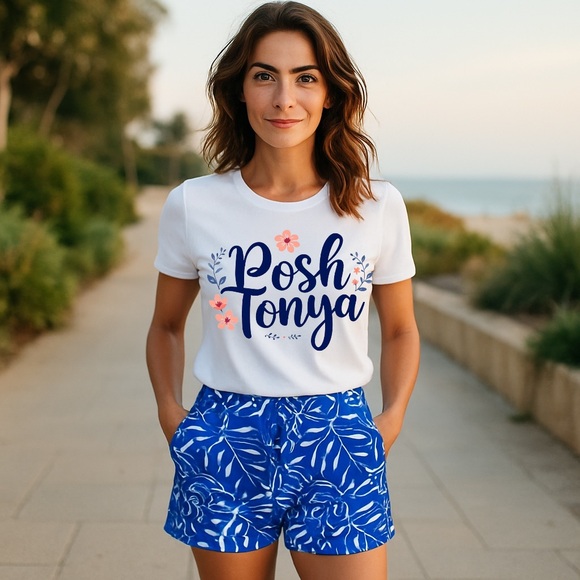 Vineyard Vines Mid Rise Palm Print Flat Front Shorts, Blue, White, Size 8 - Picture 6 of 7